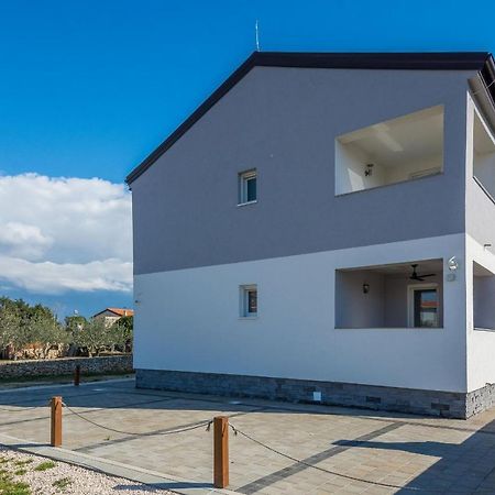 Apartments Pejakovic Vir Bagian luar foto